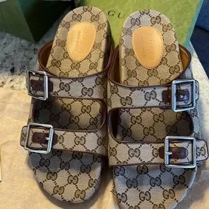 Gucci | Shoes | Mens Size Authentic Gucci Slides Worn Once  display picture 2